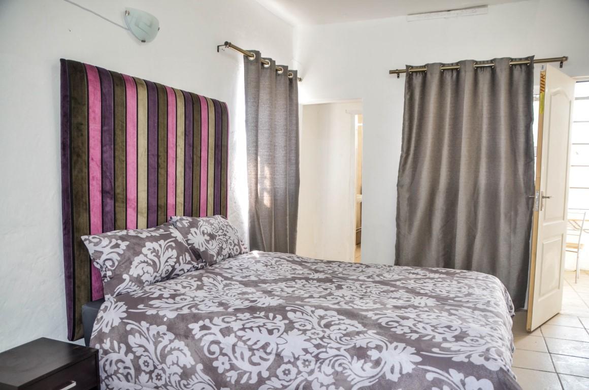 Sani Bonani Guest House Klerksdorp Luaran gambar